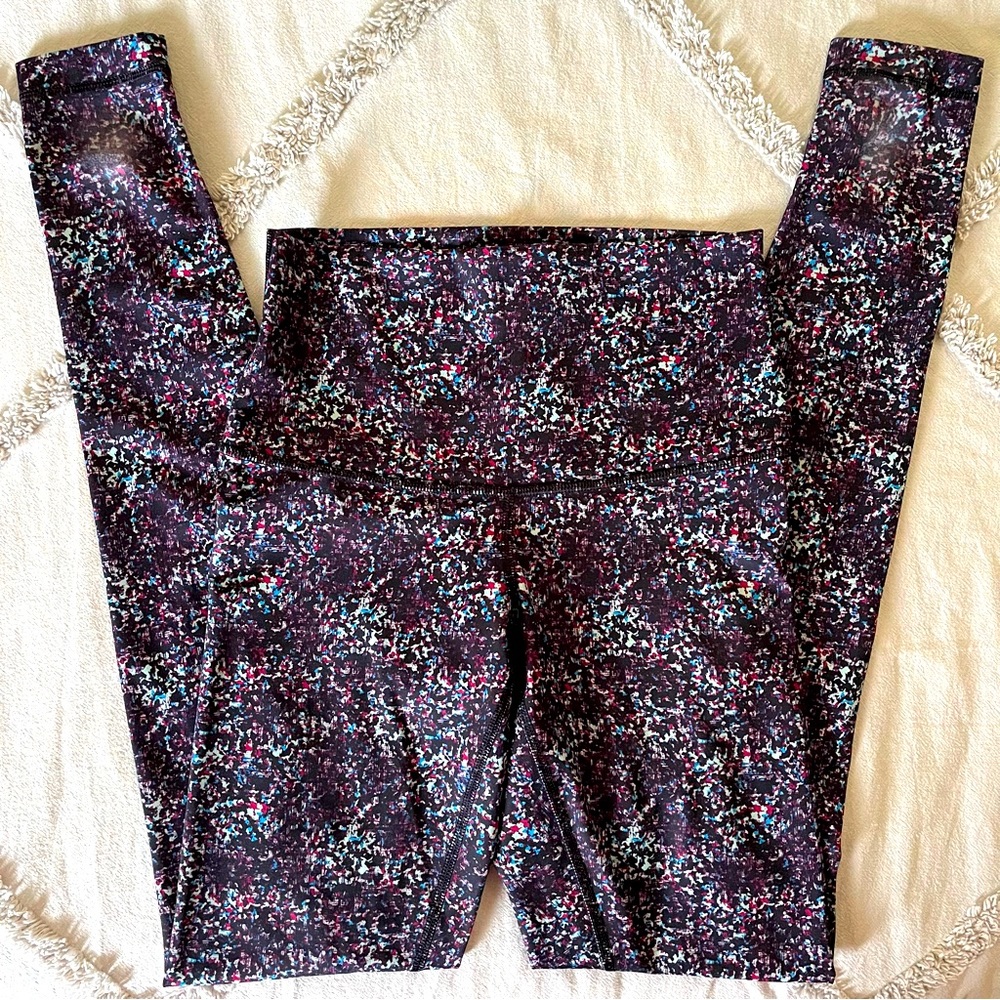 LuluLemon 31” Full Length Print Pants- Small